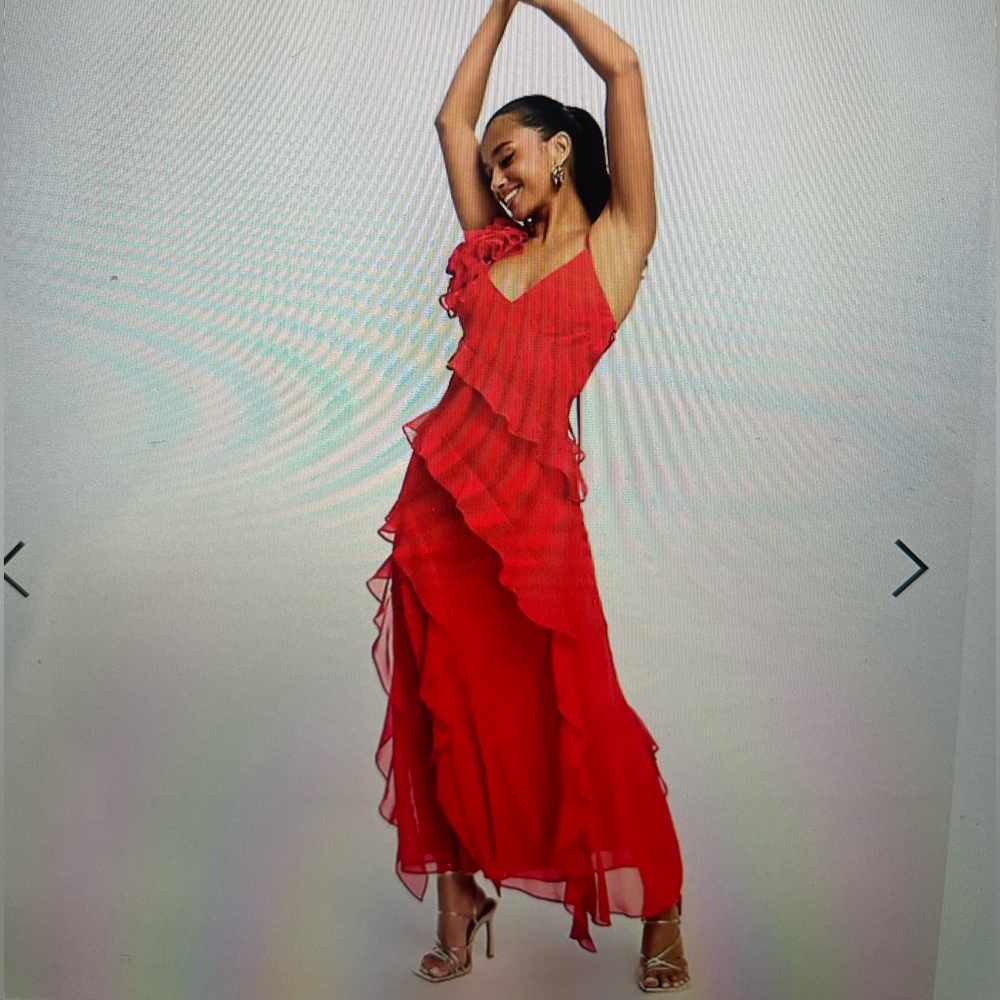 Evereve Red Ruffled Tiered Maxi Dress